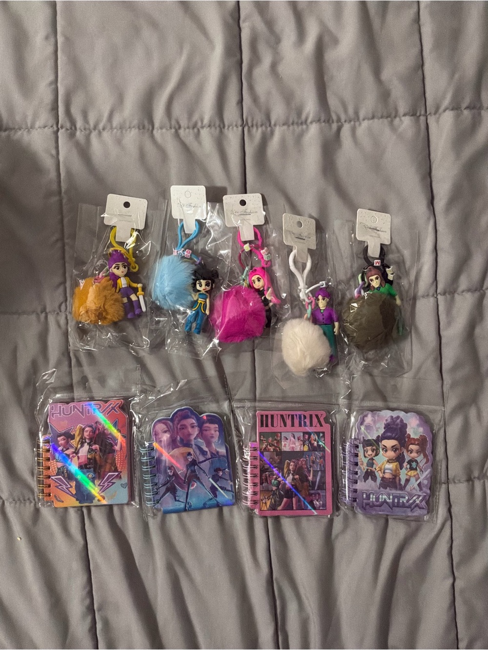 KPop Demon Hunters Pom Keychains & Mini Notebook Set Lot of 9 Pieces